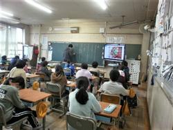 ピンクがすきってきめないで（4年生） - 大阪狭山市立西小学校